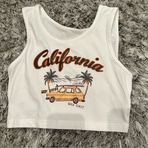 white california tank top🌴
BRAND NEW NEVER WORN!!!